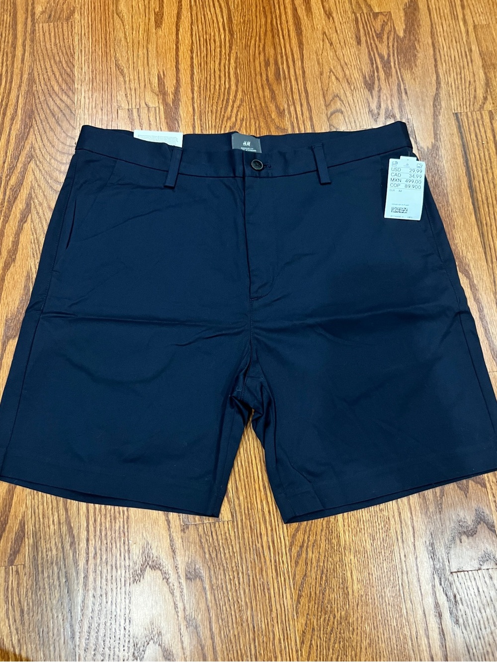 H&M Men's Dark Navy Flat Front Shorts